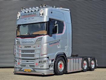 Scania R590 V8 6X4 / 2 TANKS / NL TRUCK! 80T